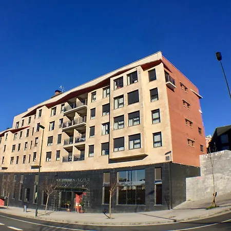 Spirit Atxuri Aparthotel 3*